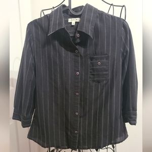 Hurley‎ sripes 3/4 sleeve shirt